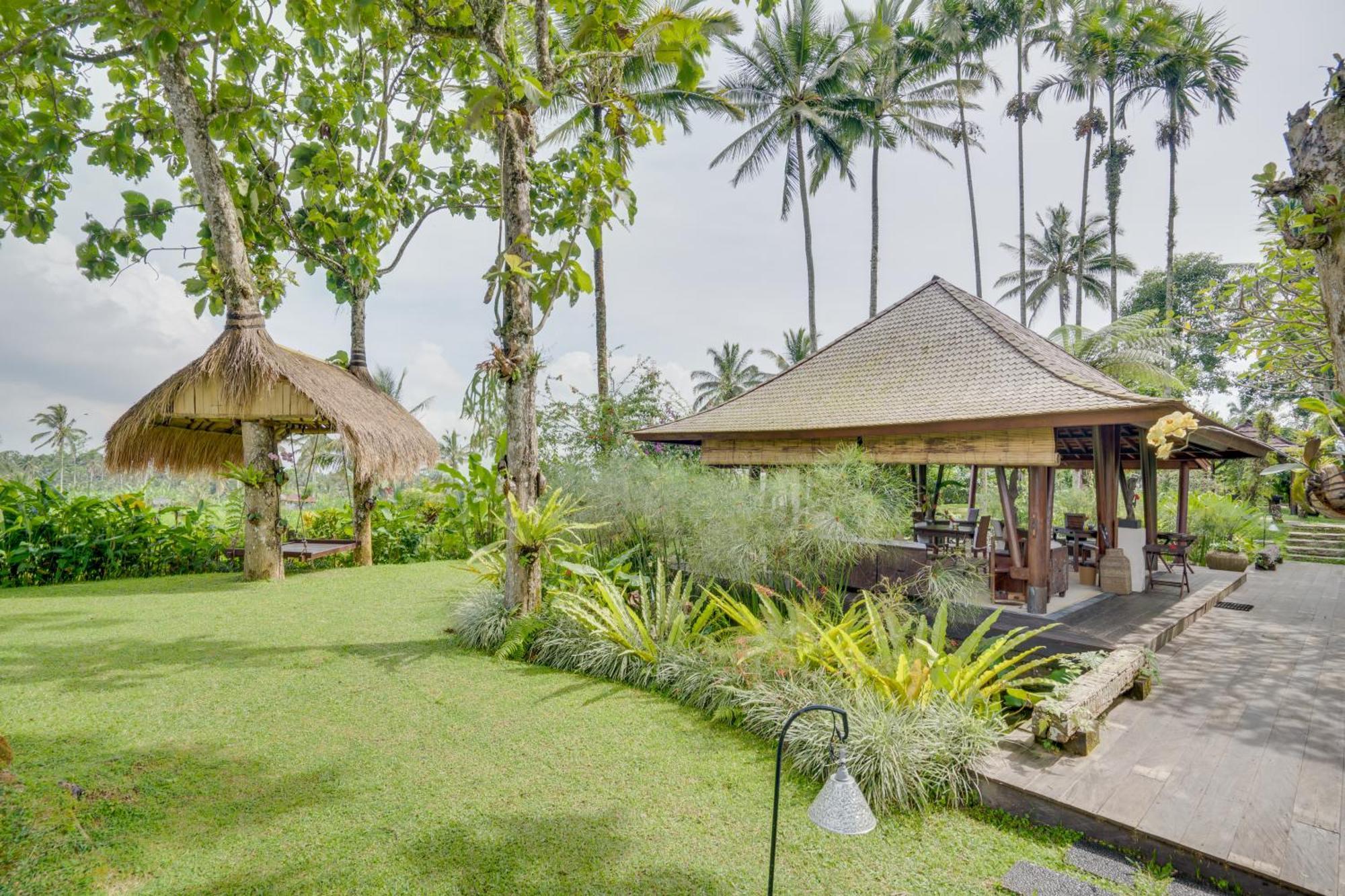 Awan Putih Resort Пайанган Екстериор снимка